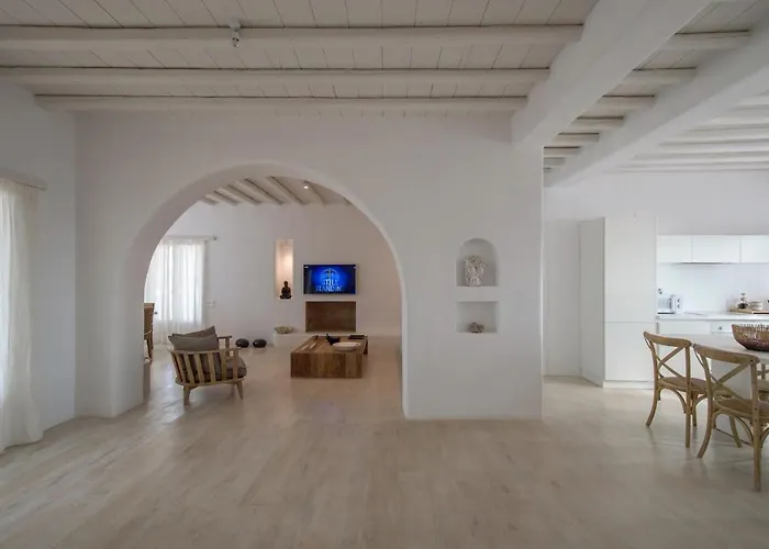 Willa Mesmerizing 5bed With Pool In Kanalia *