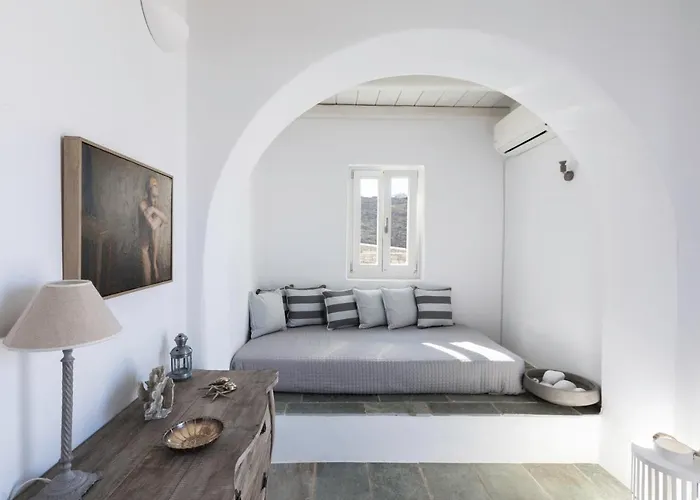 Willa Mesmerizing 5bed With Pool In Kanalia