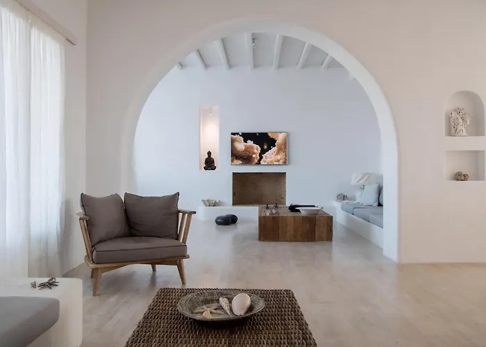 Willa Mesmerizing 5bed With Pool In Kanalia