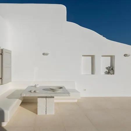 Conza Mykonos Agios Ioannis Diakoftis